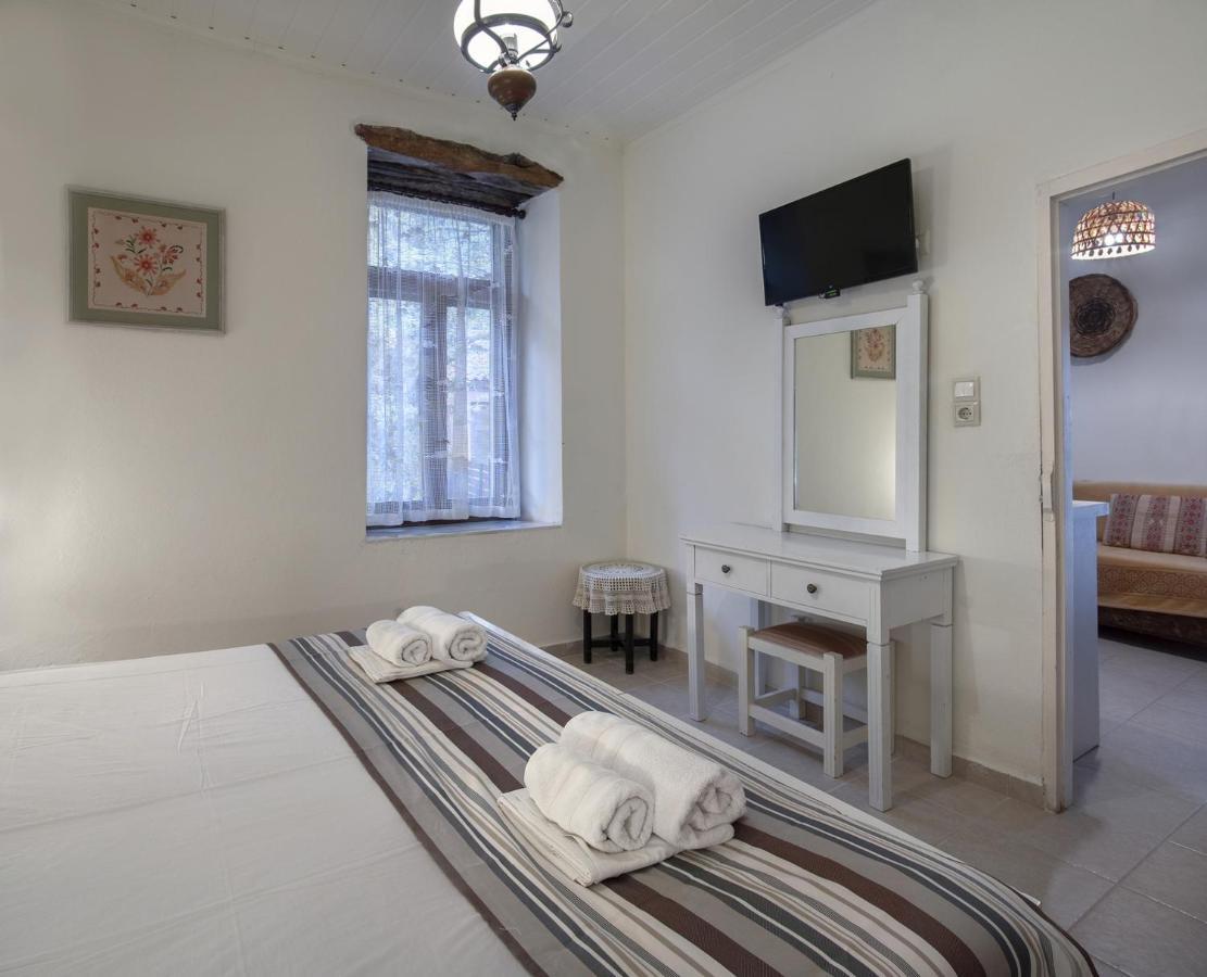Feneri- Cozy Apartment 20' From Elafonisi Beach Perivolia  エクステリア 写真